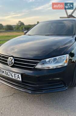 Седан Volkswagen Jetta 2014 в Ромнах