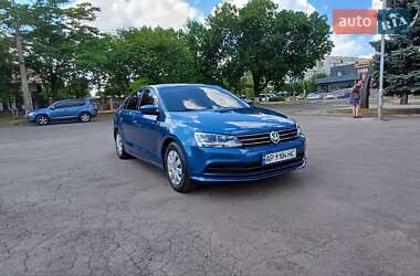 Седан Volkswagen Jetta 2016 в Запоріжжі