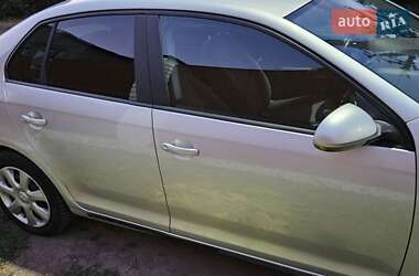 Седан Volkswagen Jetta 2008 в Желтых Водах