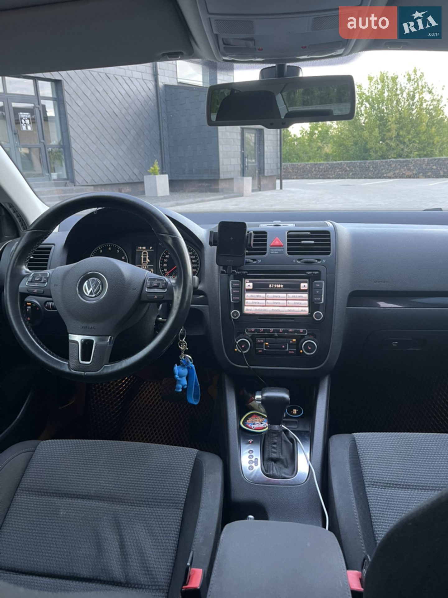 2010 Volkswagen Jetta - мініатюра 11