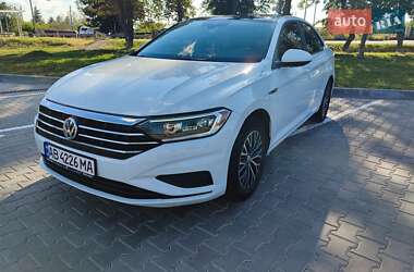Седан Volkswagen Jetta 2018 в Тульчині