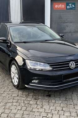 Седан Volkswagen Jetta 2013 в Киеве