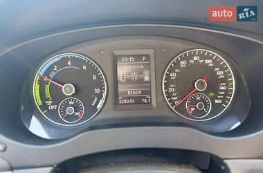 Седан Volkswagen Jetta 2013 в Киеве