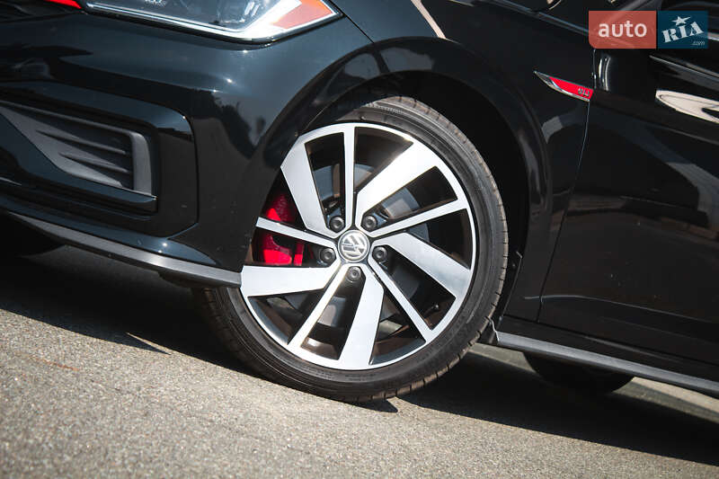 Седан Volkswagen Jetta 2021 в Києві