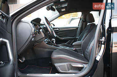 Седан Volkswagen Jetta 2021 в  фото 10 Седан Volkswagen Jetta 2021 в
