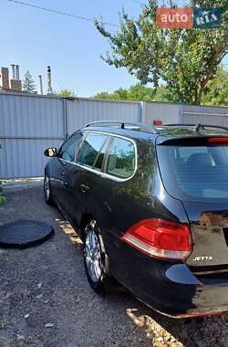 Универсал Volkswagen Jetta 2014 в 