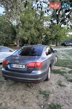 Седан Volkswagen Jetta 2012 в Полтаві