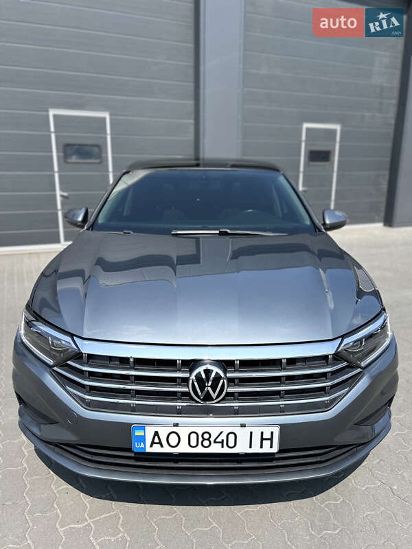 Volkswagen Jetta 2019
