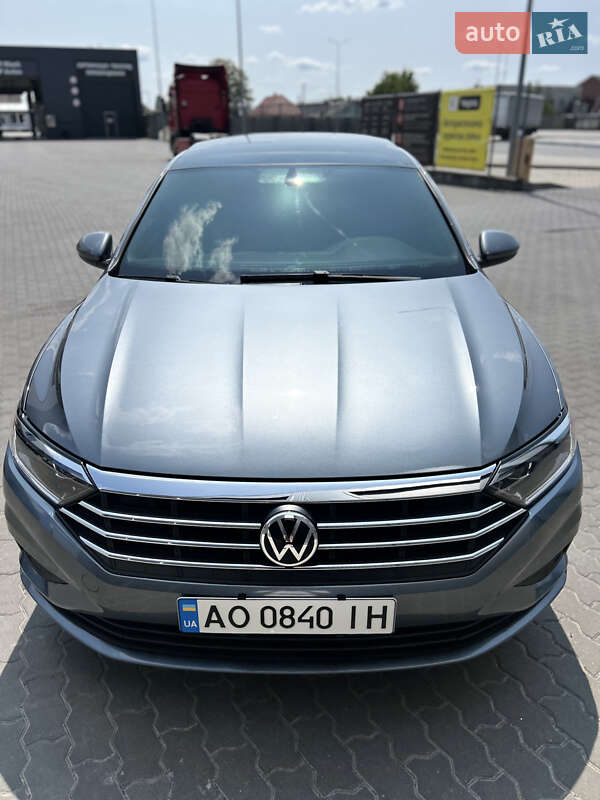 Седан Volkswagen Jetta 2019 в Ужгороді фото 12 Седан Volkswagen Jetta 2019 в Ужгороді