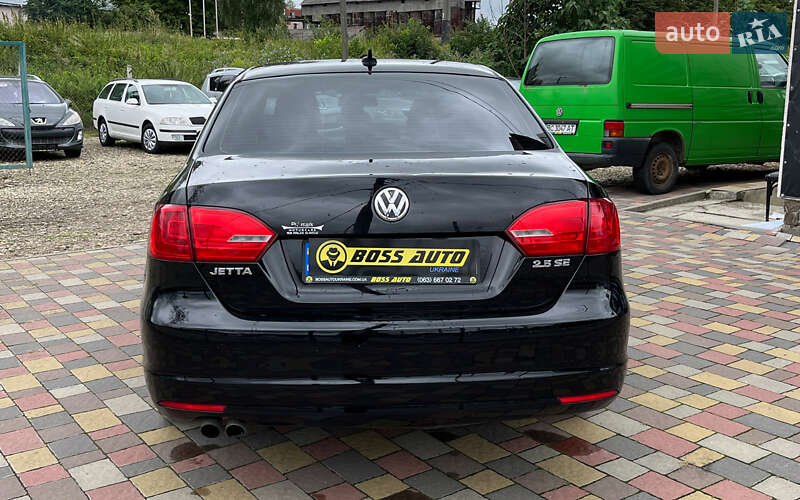 Седан Volkswagen Jetta 2012 в Стрые