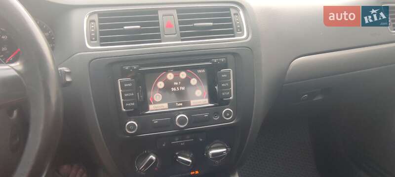 Седан Volkswagen Jetta 2012 в Коломиї