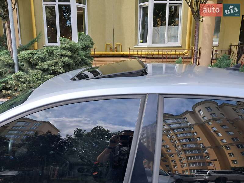 Седан Volkswagen Jetta 2012 в Софиевской Борщаговке