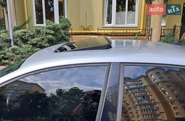 Седан Volkswagen Jetta 2012 в 