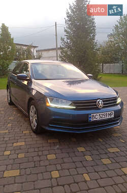 Седан Volkswagen Jetta 2017 в Львові