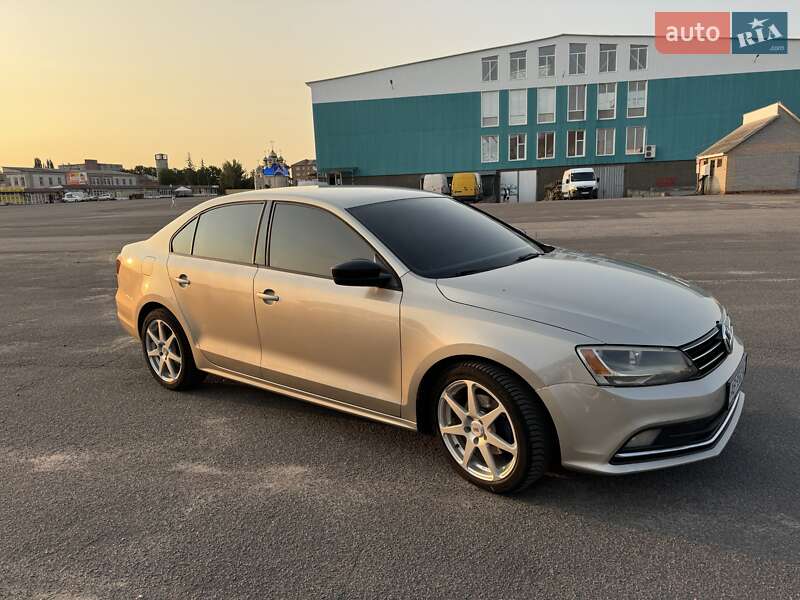 Volkswagen Jetta 2015