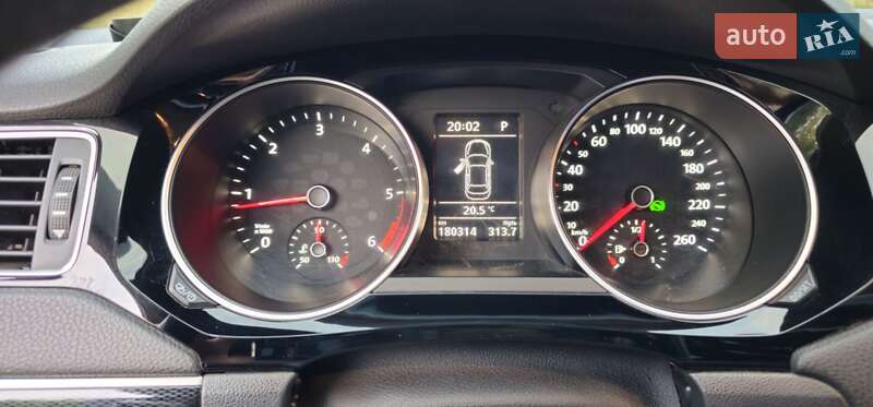 Седан Volkswagen Jetta 2016 в Борисполі