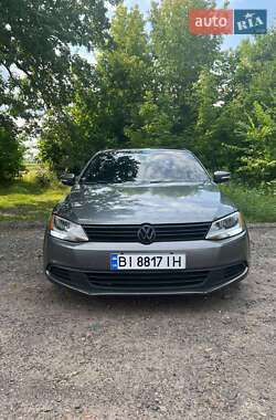 Седан Volkswagen Jetta 2010 в 