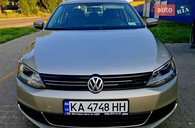 Седан Volkswagen Jetta 2013 в Броварах
