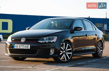 Седан Volkswagen Jetta 2011 в Дніпрі