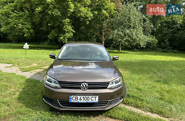 Седан Volkswagen Jetta 2012 в Чернигове