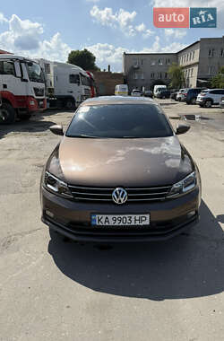 Седан Volkswagen Jetta 2015 в Киеве