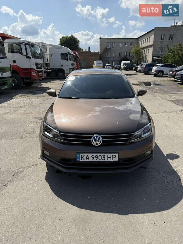 Volkswagen Jetta 2015