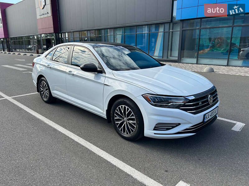 Volkswagen Jetta 2019