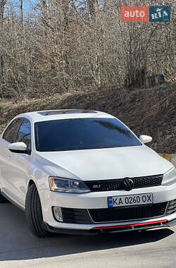 Седан Volkswagen Jetta 2013 в Ирпене