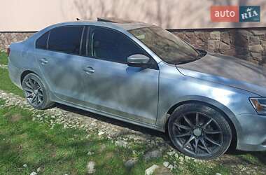 Седан Volkswagen Jetta 2011 в Жовкве