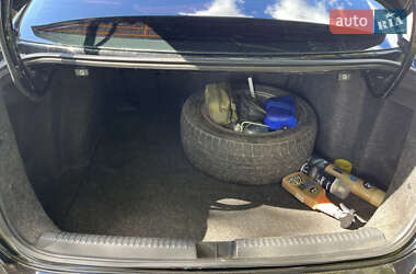 Седан Volkswagen Jetta 2010 в 