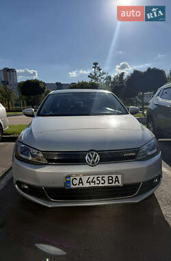 Седан Volkswagen Jetta 2012 в Черкассах