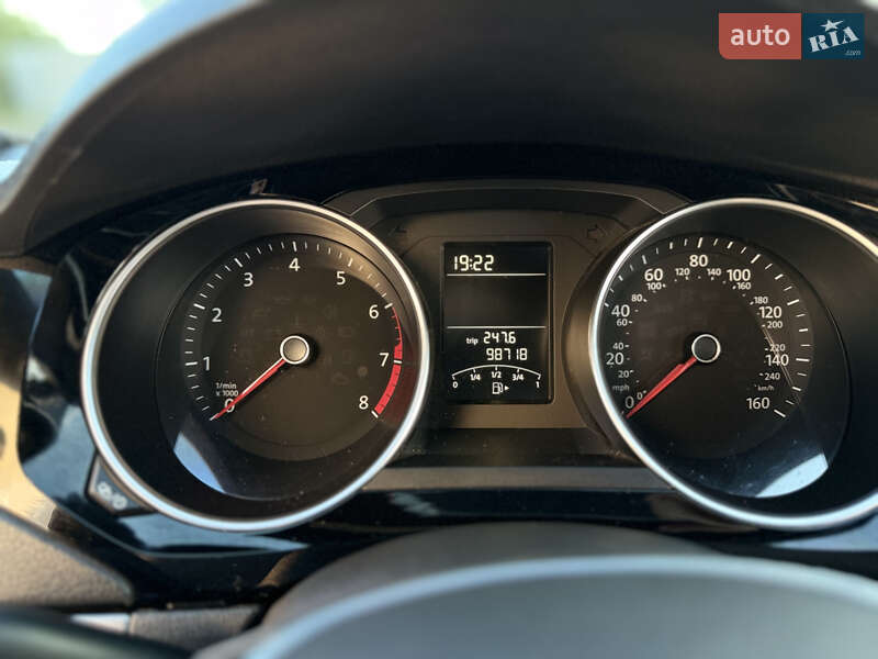 Седан Volkswagen Jetta 2016 в Івано-Франківську