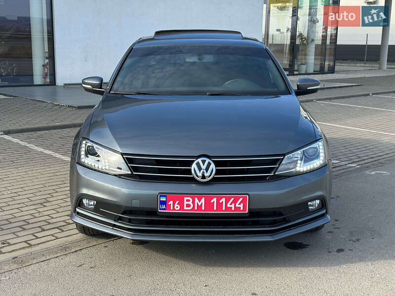 Седан Volkswagen Jetta 2016 в Ужгороді фото 17 Седан Volkswagen Jetta 2016 в Ужгороді