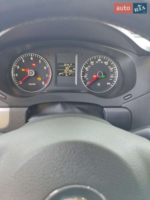 Седан Volkswagen Jetta 2012 в Змиеве фото 8 Седан Volkswagen Jetta 2012 в Змиеве