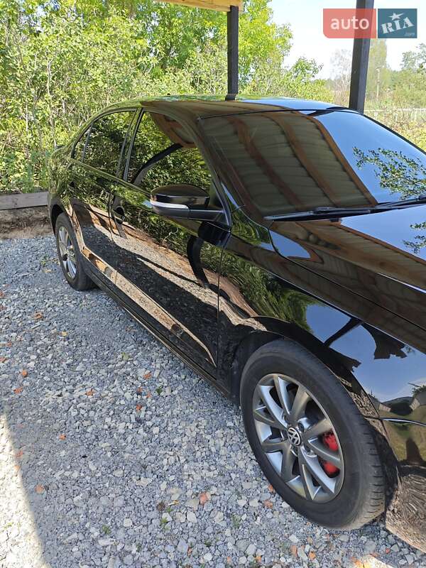 Седан Volkswagen Jetta 2012 в Змиеве фото 10 Седан Volkswagen Jetta 2012 в Змиеве