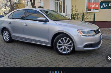 Седан Volkswagen Jetta 2014 в 