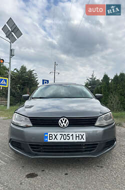Седан Volkswagen Jetta 2013 в Кам'янець-Подільському