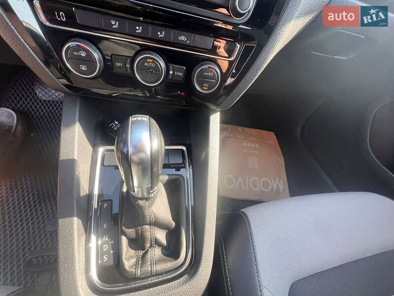 Седан Volkswagen Jetta 2016 в Киеве фото 21 Седан Volkswagen Jetta 2016 в Киеве