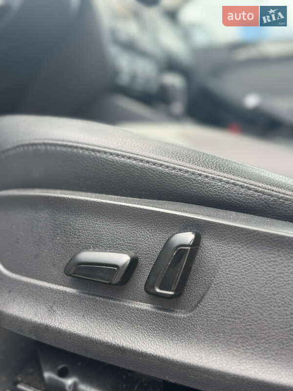 Седан Volkswagen Jetta 2013 в Киеве фото 11 Седан Volkswagen Jetta 2013 в Киеве