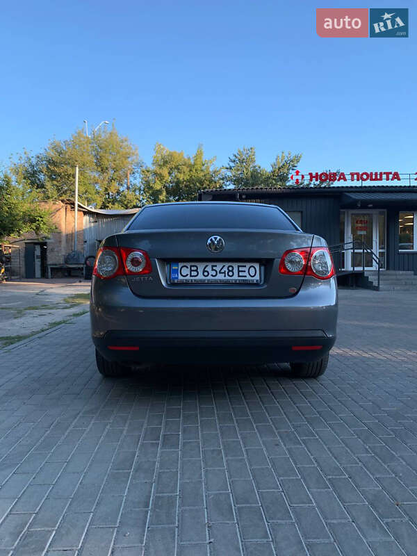Седан Volkswagen Jetta 2006 в Киеве
