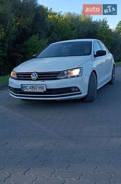 Седан Volkswagen Jetta 2016 в Бродах