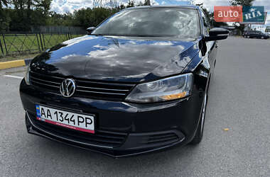 Седан Volkswagen Jetta 2012 в Киеве
