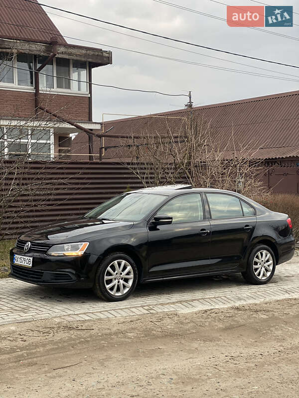 Седан Volkswagen Jetta 2011 в Харькове