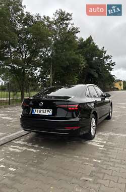 Седан Volkswagen Jetta 2019 в 
