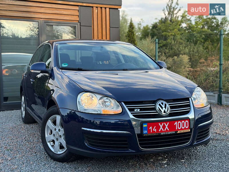 Седан Volkswagen Jetta 2010 в Дрогобыче