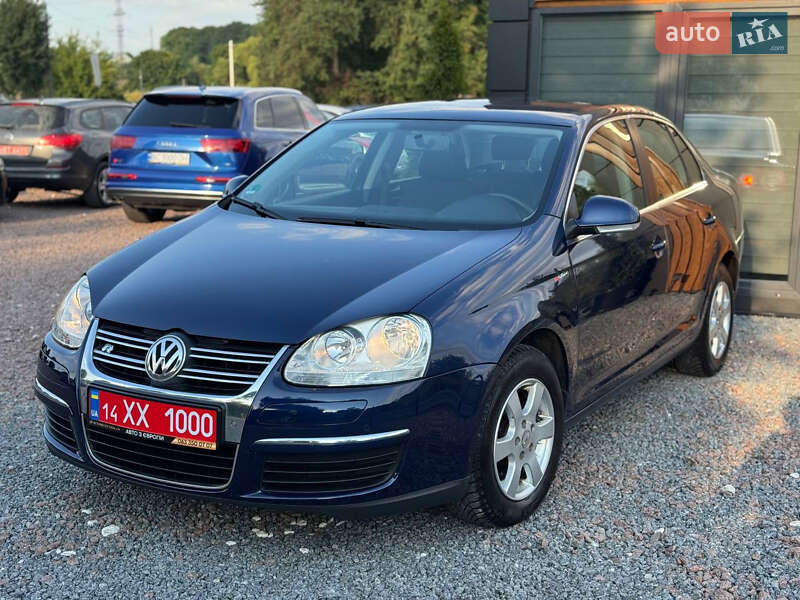 Седан Volkswagen Jetta 2010 в Дрогобыче