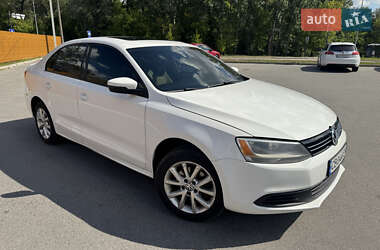Седан Volkswagen Jetta 2012 в Чернигове