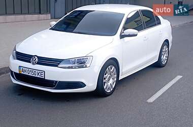 Седан Volkswagen Jetta 2013 в Києві