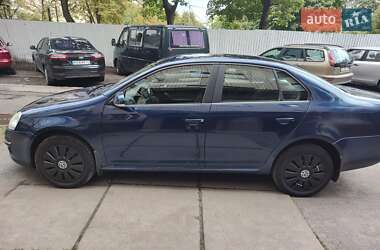 Седан Volkswagen Jetta 2007 в Києві