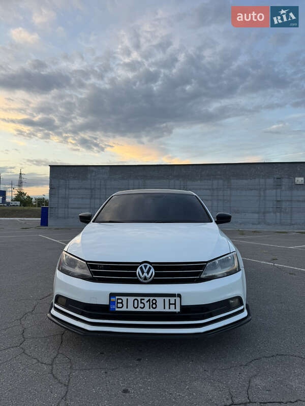 Седан Volkswagen Jetta 2016 в Полтаві фото 5 Седан Volkswagen Jetta 2016 в Полтаві